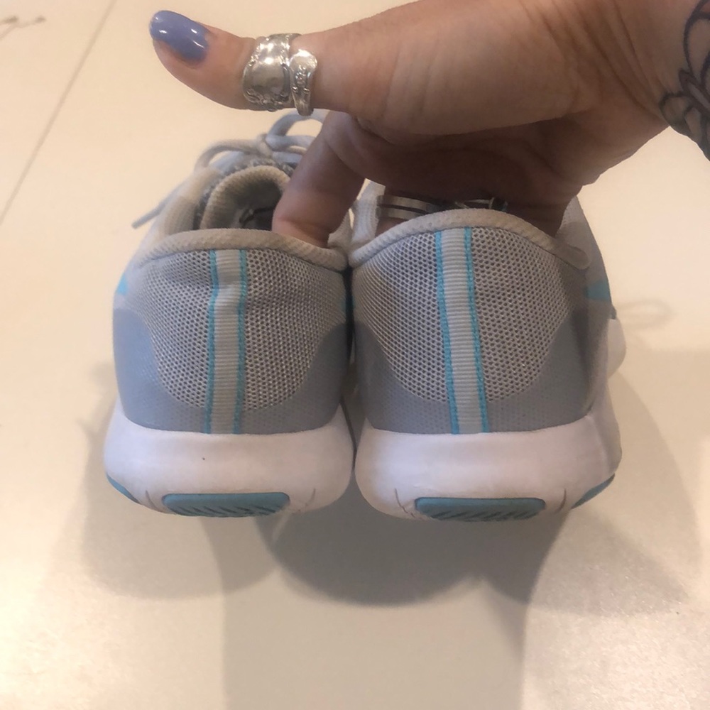 Nike Shoes - Picture 3 of 5